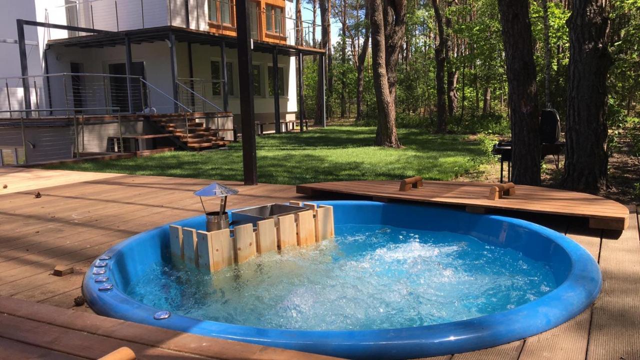 Luksusowa Willa Pod Lasem, Otwock - Shared Garden, Sauna, Wood Hot Tub! Hot Tub Seasonal! ภายนอก รูปภาพ