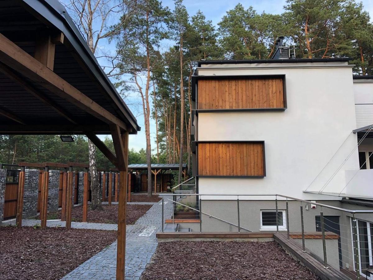 Luksusowa Willa Pod Lasem, Otwock - Shared Garden, Sauna, Wood Hot Tub! Hot Tub Seasonal! ภายนอก รูปภาพ