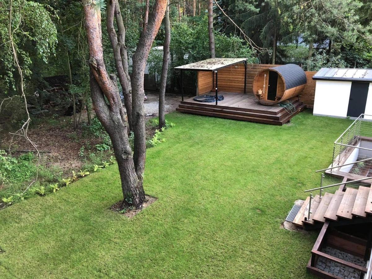 Luksusowa Willa Pod Lasem, Otwock - Shared Garden, Sauna, Wood Hot Tub! Hot Tub Seasonal! ภายนอก รูปภาพ